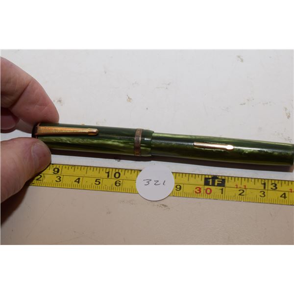 Fountain Pen – 14 kt Gold Nib – Complete