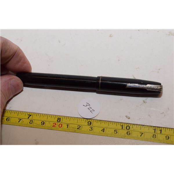 Waterman 14 kt Gold Nib Junior Fountain Pen (Made in Canada)