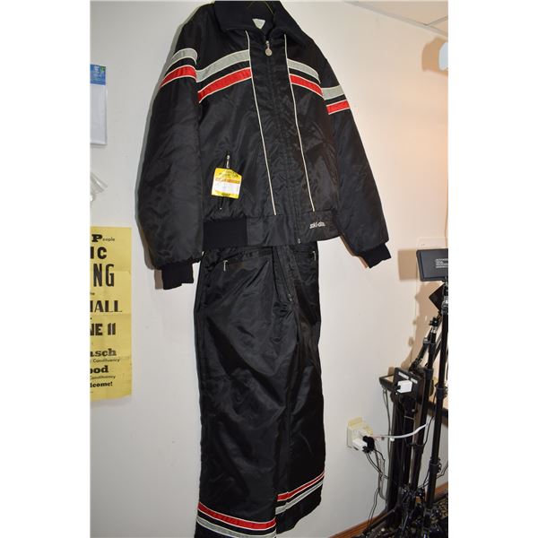 Very Nice 44 Tall Ski-Doo 2-piece Suit (No Rips, Smell, Tears)