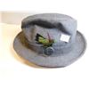 Image 2 : VINTAGE MEN’S HAT WITH FEATHER ON SIDE GREY
