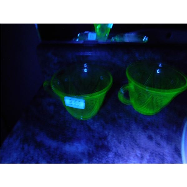 2-ROYAL LACE URANIUM CUPS NO CHIPS