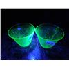 Image 1 : 2-ROYAL LACE URANIUM CUPS NO CHIPS