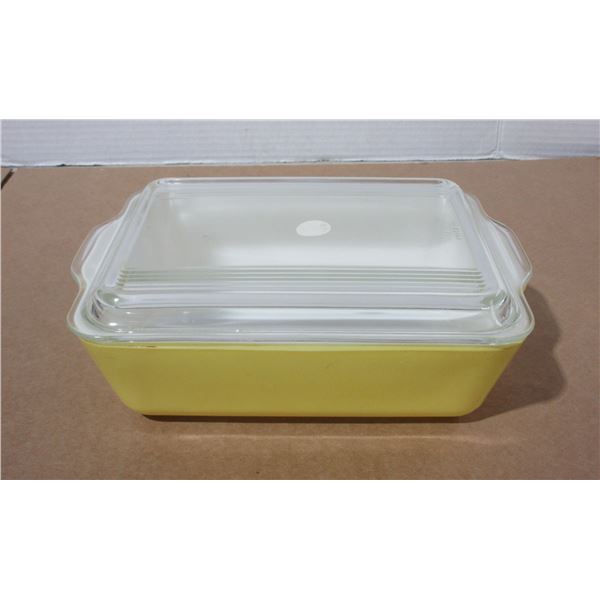 Pyrex #503-B (A-36) With Lid. (Minor Chip on Bowl)
