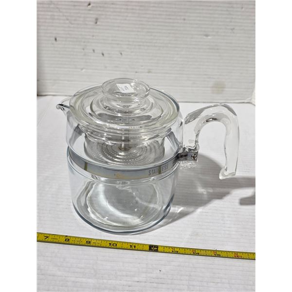 6 cup pyrex coffee pot- chip inside lid- has a glass stem