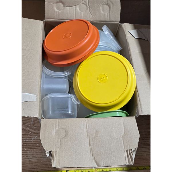 Lot of misc tupperware