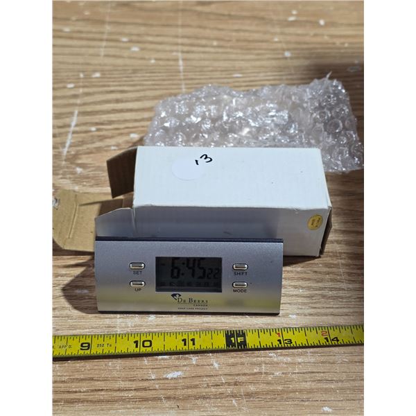 De beers desk clock