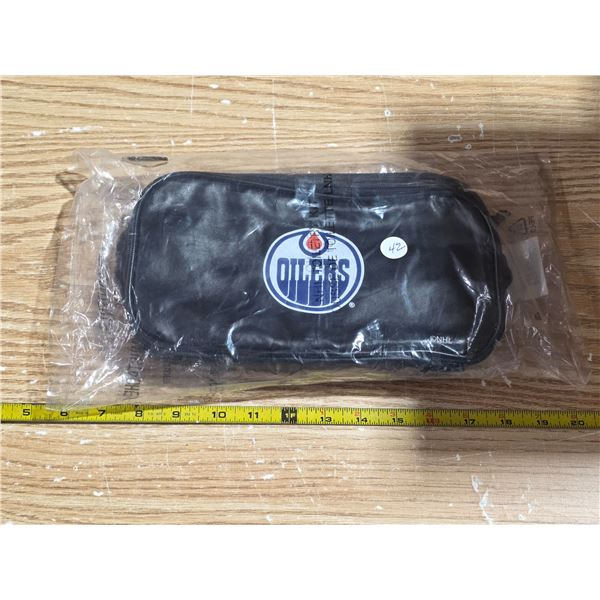 New in plastic oilers shave bag