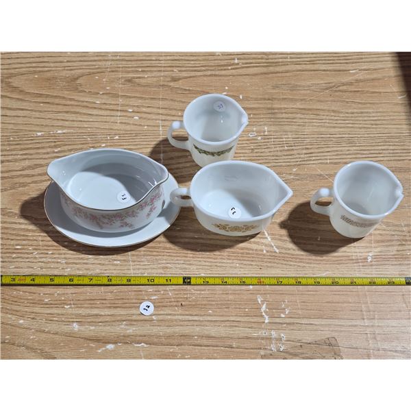 2 pyrex creamers, pyrex gravy boat and 1 premiere fine china gravy boat
