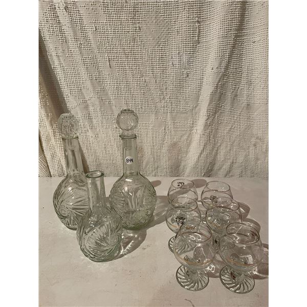 Decanters 3 and glassware