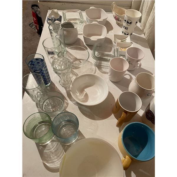 Lot kitchen items