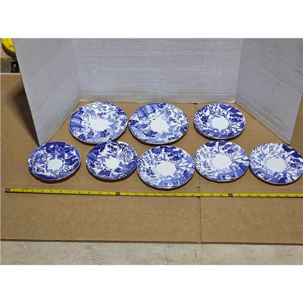 Royal crown derby chinaware- Assortment of plates-6",6.5",7"W