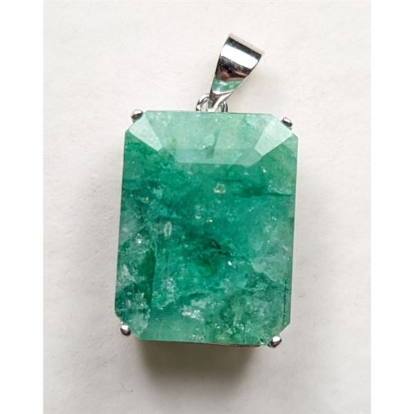 4.1 ct Certified Silver Emerald gemstone Pendant ($10,903 Appraisal)