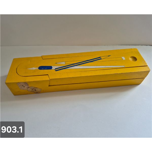 903. 1950s wooden pencil box