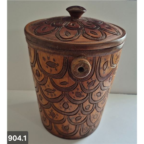 904. Early Canadian hand-carved wooden storage pail