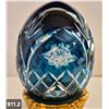Image 2 : 911. Pair of Bohemian cut glass MCM eggs - 24k gold-plated stand, from a large collection