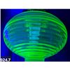 Image 7 : 924. Uranium glass oil lamp - behive pattern, RARE to be uranium glass in this pattern - MINT CONDIT