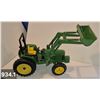 Image 1 : 934. Ertl John Deere tractor with bucket - mint condition, from the 80s or 90s, 14 inches. (Diecast 