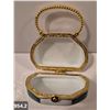 Image 2 : 954. Vintage miniature porcelain purse (handbag), approx. 3 1/2 by 3 inches, 22k gold-plated trim