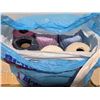 Image 6 : Duffel bag of yarn, cloth and towels