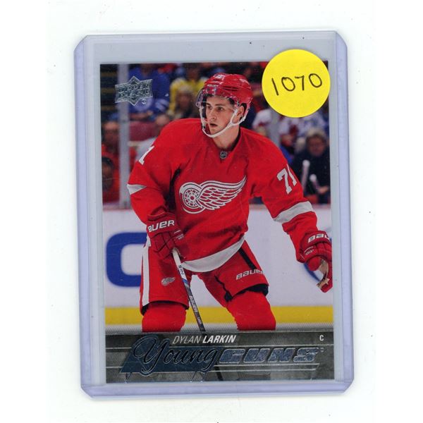 2015-16 Upper Deck Series One Hockey - Dylan Larkin - Young Guns - 228.
