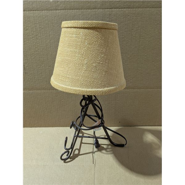 Lamp, bedside, Working