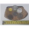 Image 1 : Coin Purse With 5 Canadian Nickel Dollars