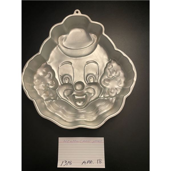 Wilton cake mold - clown