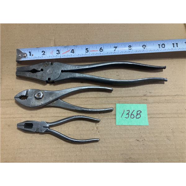 3 Pair Vintage Pliers