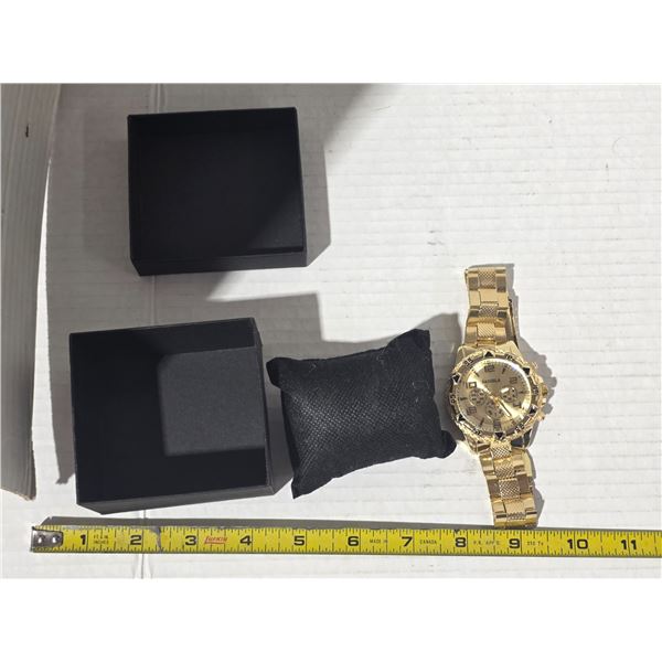 Daigela watch - works