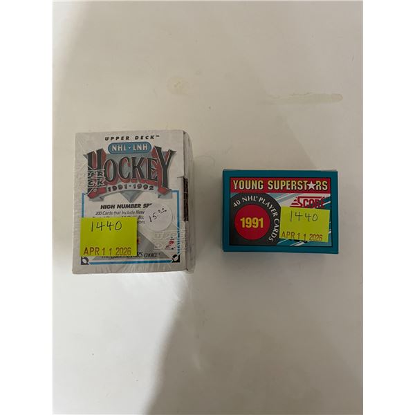 Sealed box of 1991-92 upper deck high series hockey cards and 40 young superstars score hockey cards