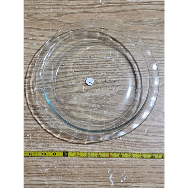 Pyrex 9.5" deep dish pie plate tinted glass