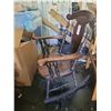 Image 3 : Antique Rocking Chair SC3 - C