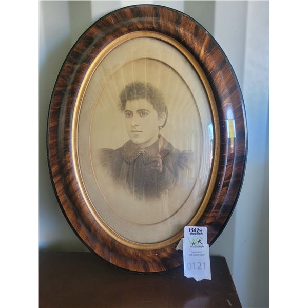 Antique Convex Picture Frame SC3 B