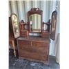 Image 1 : Antique Vanity Dresser SC3 C