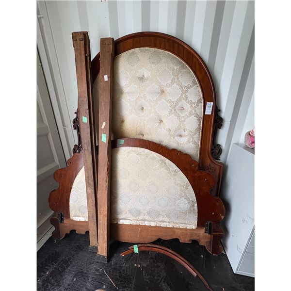 Antique Bedframe SC4 C