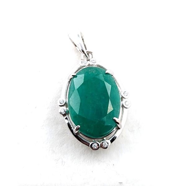2.4 ct Certified Silver Emerald gemstone Pendant ($9,656 Appraisal) SC1 Cat A