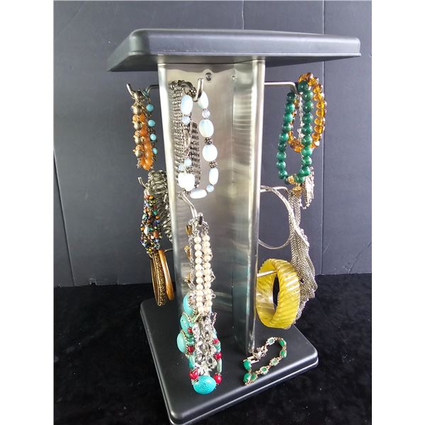 30 Vintage Bracelets SC1 Cat A