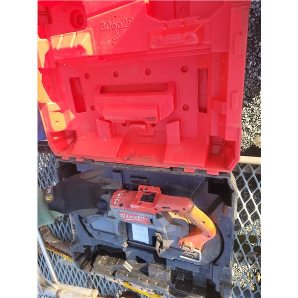 Milwaukee Band Saw. Cat B