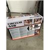 Image 3 : NEW CIRCULAR SAW W/ ACCESSORIES