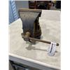 Image 2 : LARGE 13 INCH BENCH VICE