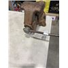 Image 2 : LARGE 13 INCH VICE MADE IN USA