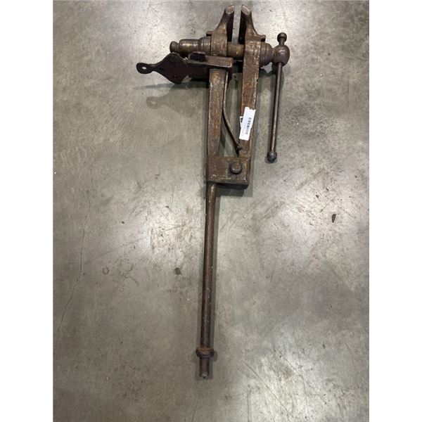 VINTAGE BLACKSMITH VICE