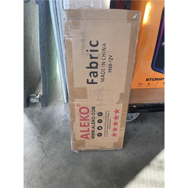 NEW ALEKO 13 X 10FT RED AND WHITE AWNING FABRIC REPLACEMENT