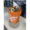 Image 1 : BUCKET OF HEAVY DUTY CASTORS