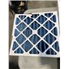 Image 4 : LOT OF AIR FILTERS
