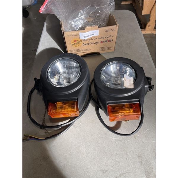 2 NEW FORKLIFT / SNOWPLOW HEADLIGHT / SIGNAL LIGHTS