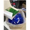 Image 2 : BOX OF JONES T1340B POLYPROPYLENE 40DR SNAP CAP BOTTLES AND JUVALE POP TOP BOTTLES
