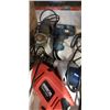 Image 3 : 3 ELECTRIC DRILLS AND ANGLE GRINDER