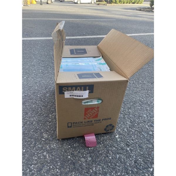 CASE OF NEW DISPOASBLE PROTECTIVE MASKS