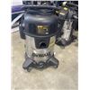 Image 3 : 3 DEWALT 10 GALLON STAINLESS SHOP VAC FOR PARTS OR REPAIR